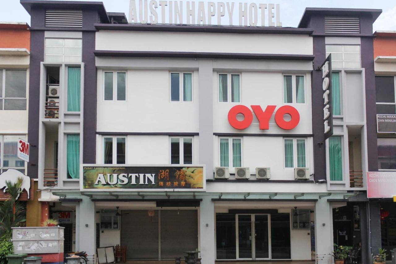 Oyo 90027 Happy Hotel Τζόχορ Μπάχρου Εξωτερικό φωτογραφία