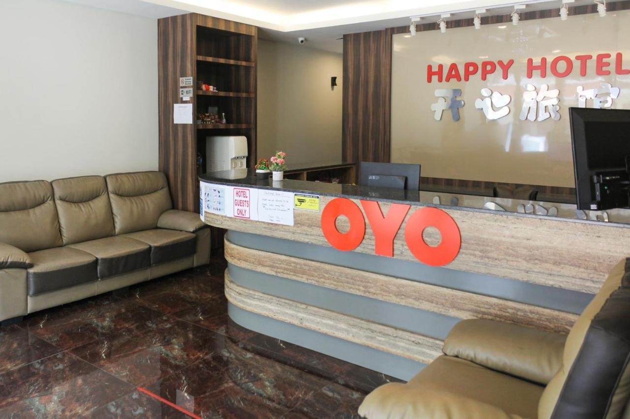 Oyo 90027 Happy Hotel Τζόχορ Μπάχρου Εξωτερικό φωτογραφία